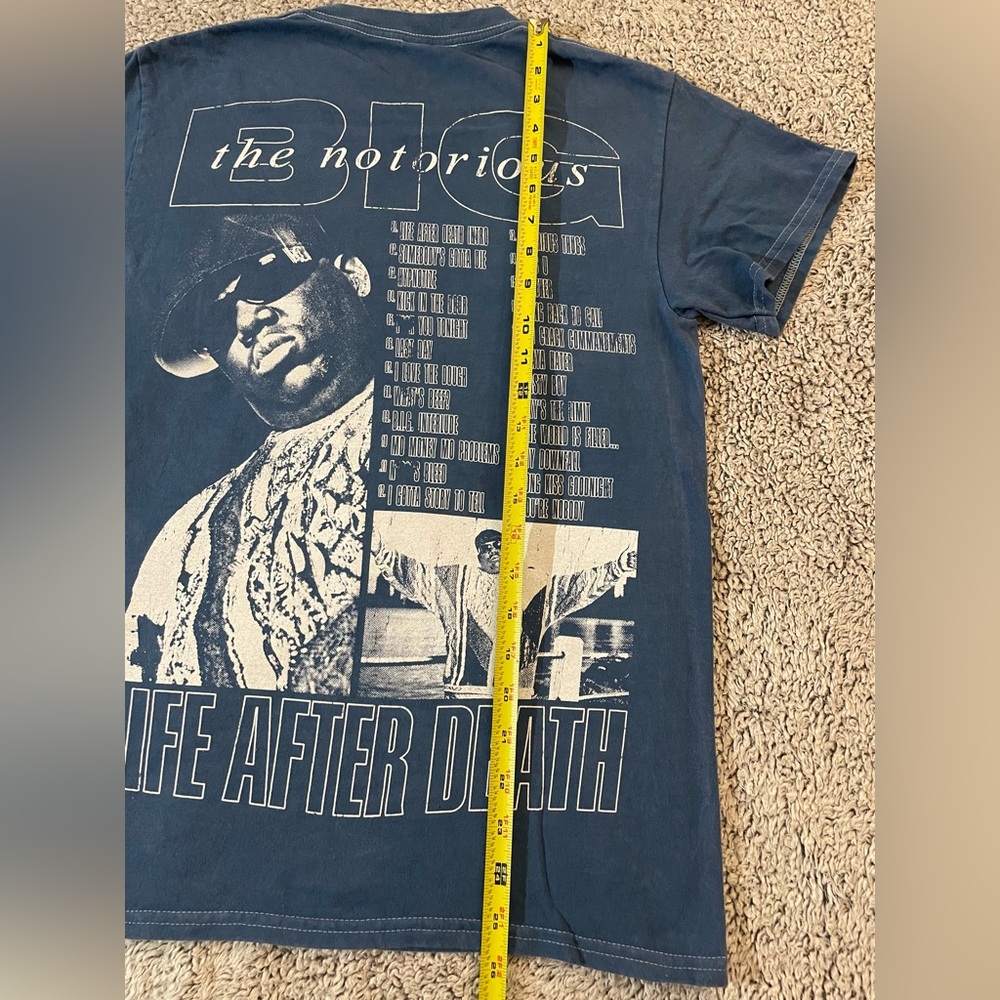 **NEW**Licensed Notorious B.I.G. "Life After Death" Graphic T-shirt Small/Medium - Picture 8 of 8